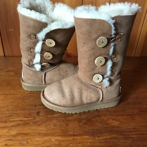 Youth UGG Bailey button boots. Like new